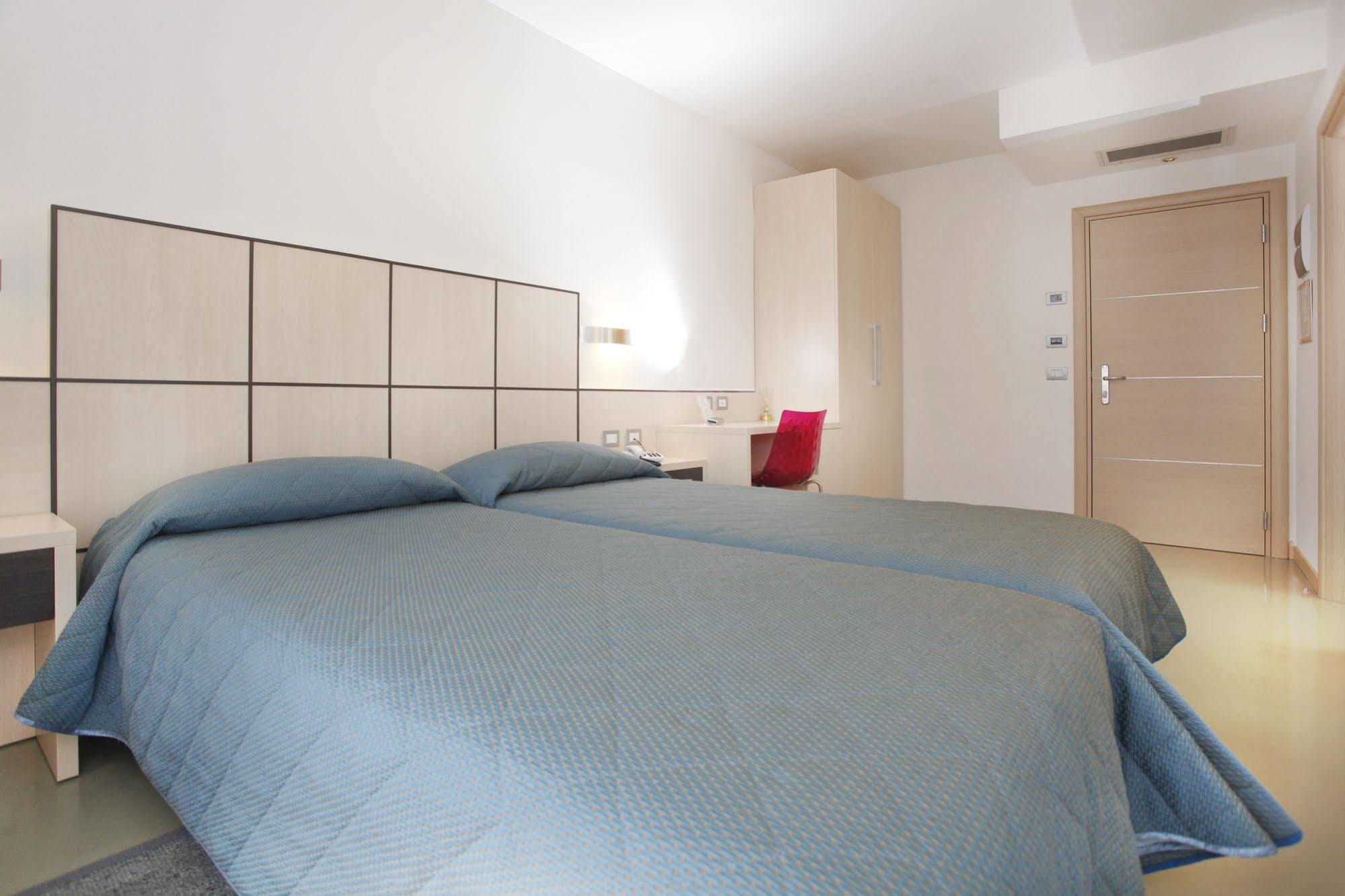 Hotel Miorelli توربولي المظهر الخارجي الصورة