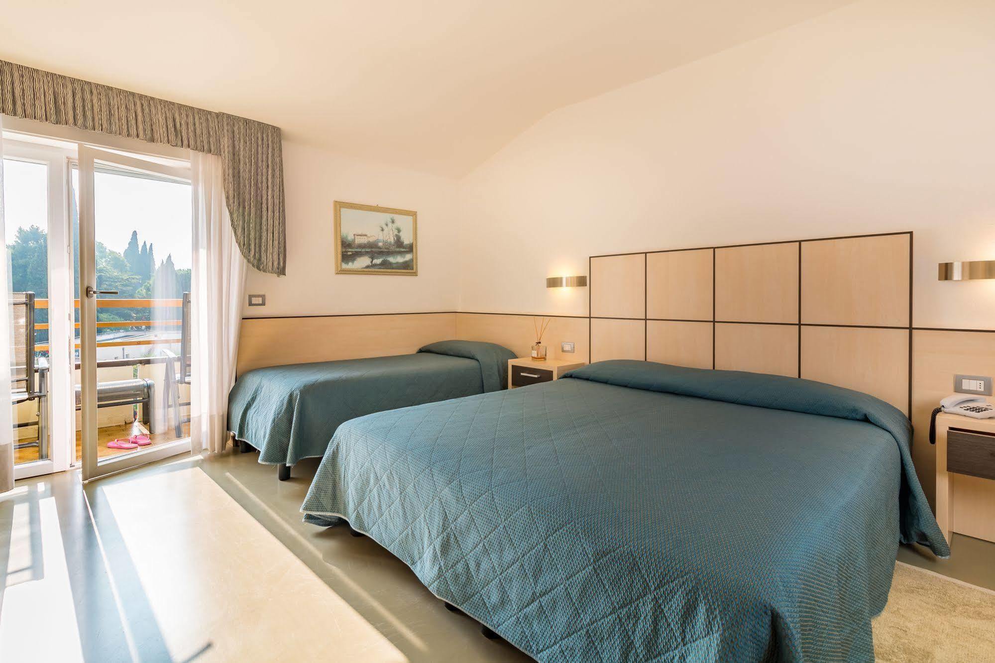 Hotel Miorelli توربولي المظهر الخارجي الصورة
